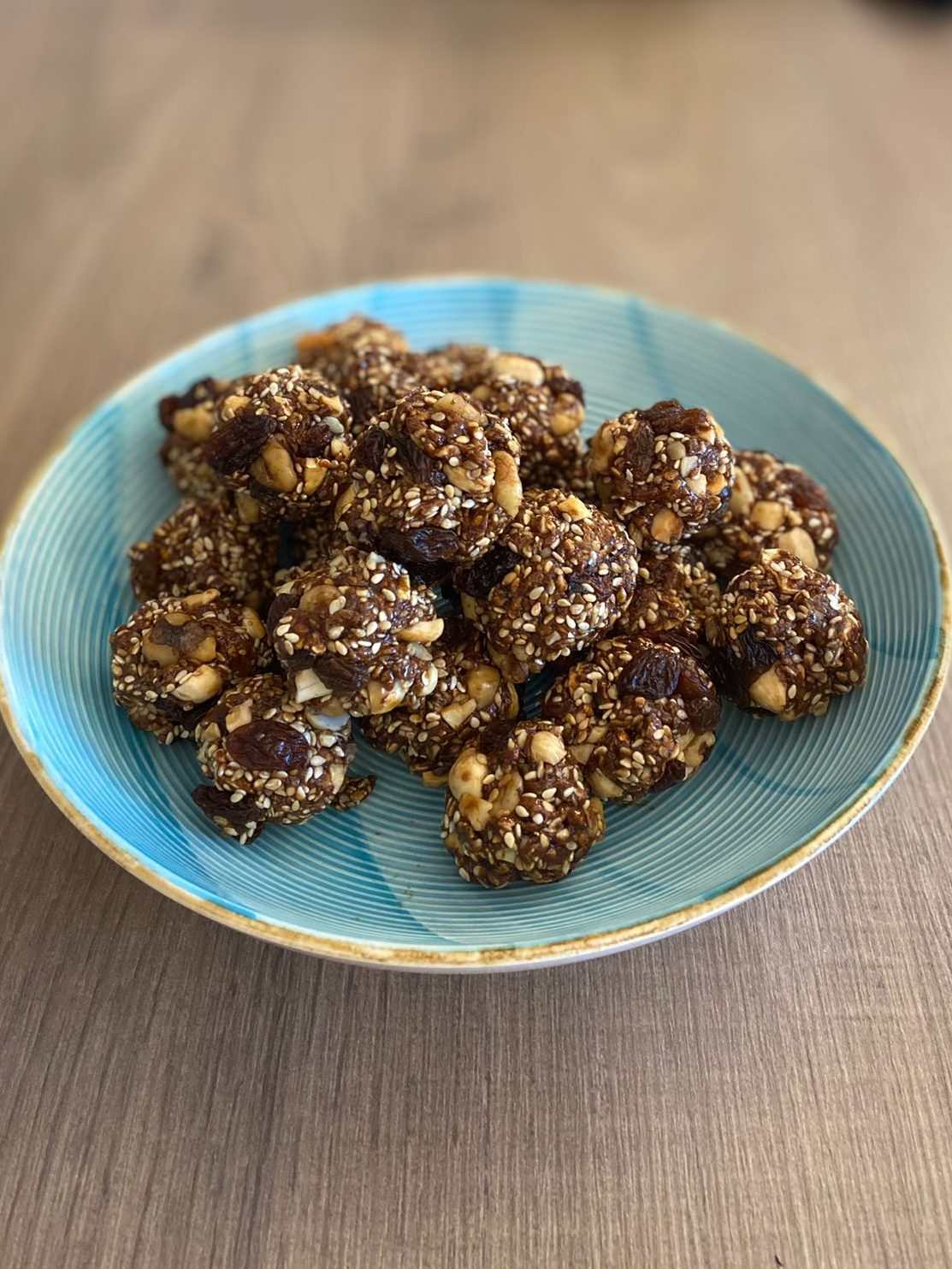 Til Gul con frutta secca